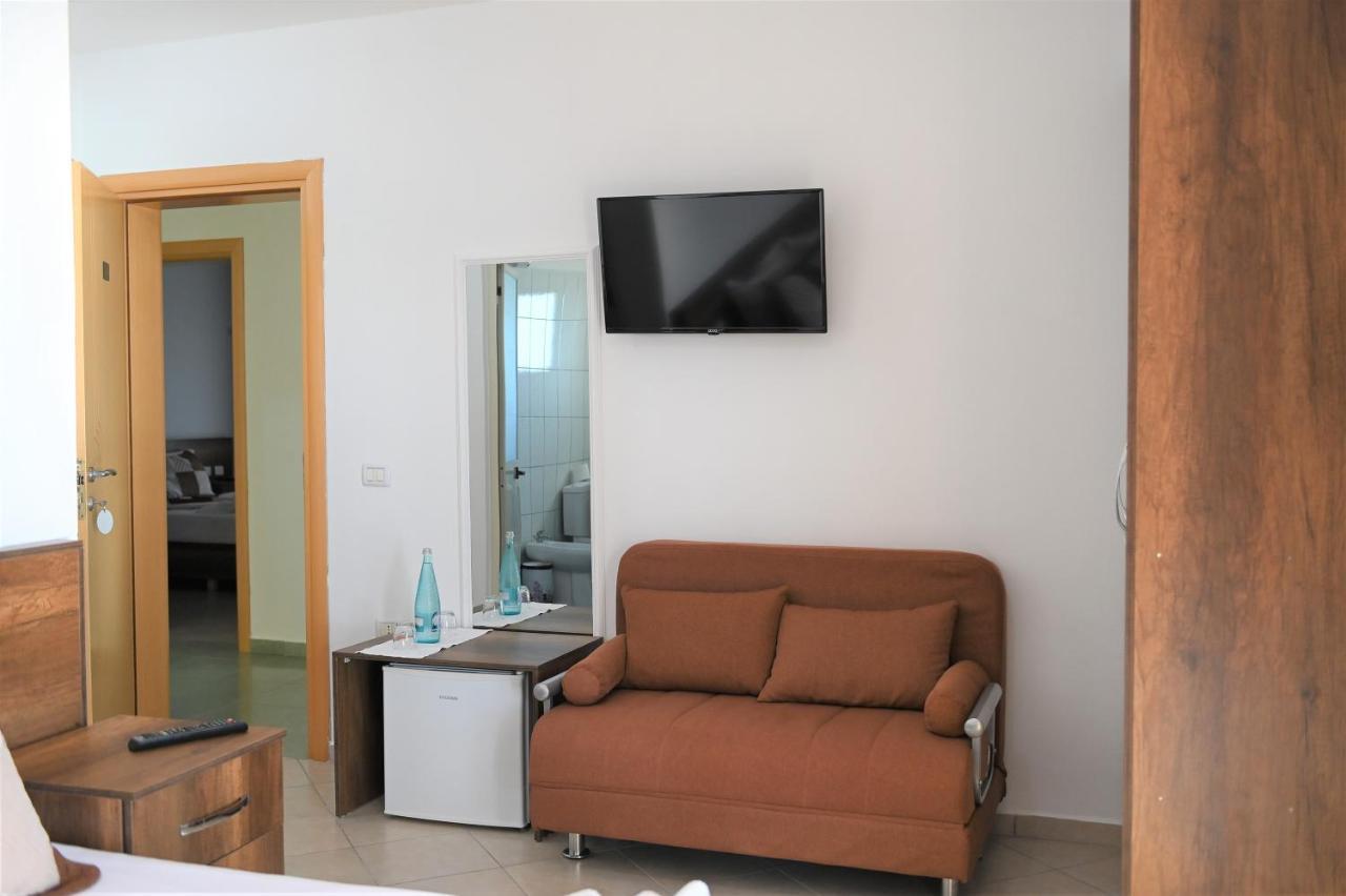 Vila Oxinn Kryemëdhej المظهر الخارجي الصورة