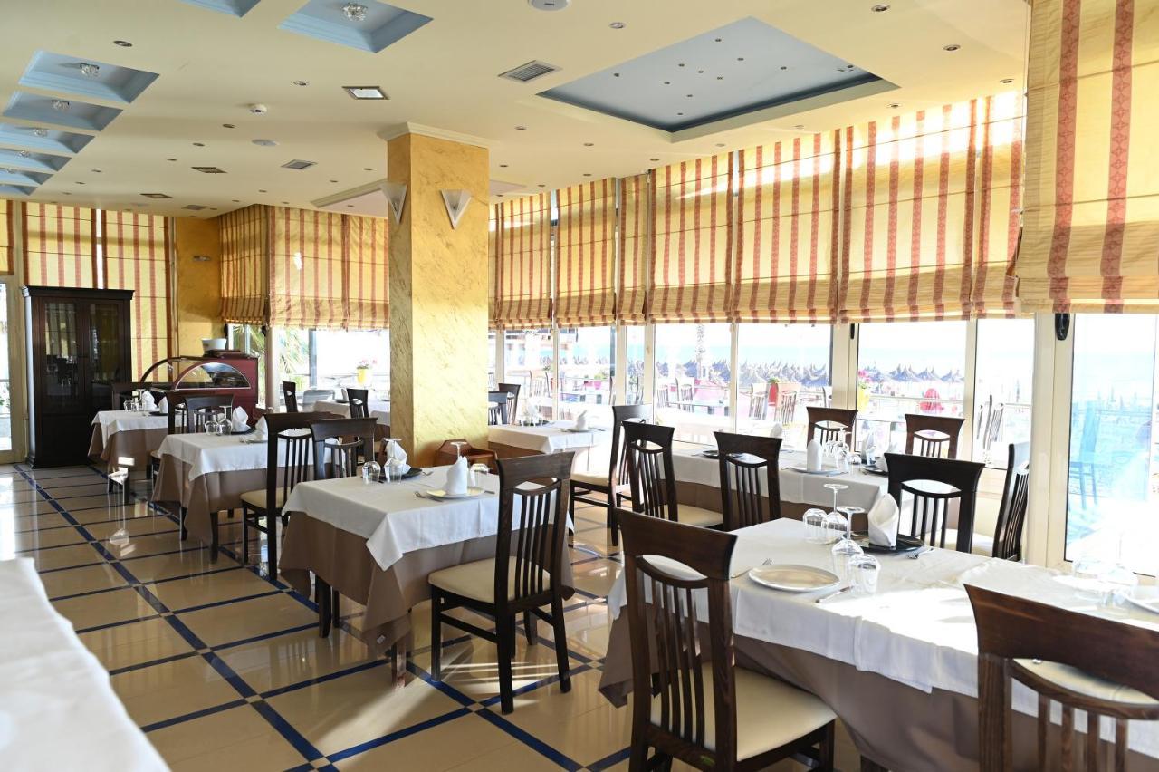 Vila Oxinn Kryemëdhej المظهر الخارجي الصورة