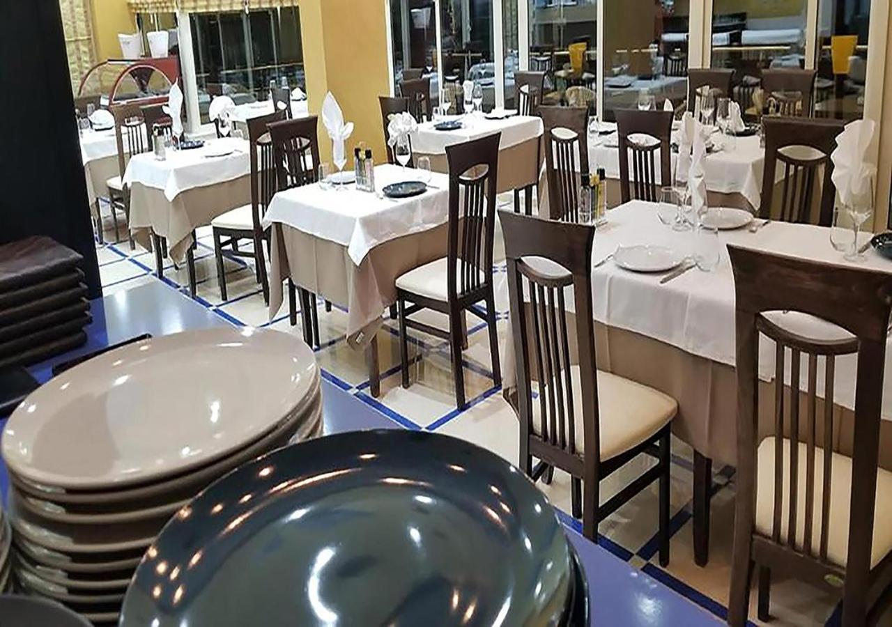 Vila Oxinn Kryemëdhej المظهر الخارجي الصورة
